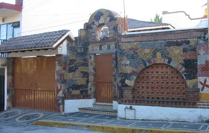 35 Neighborhood house with stonework