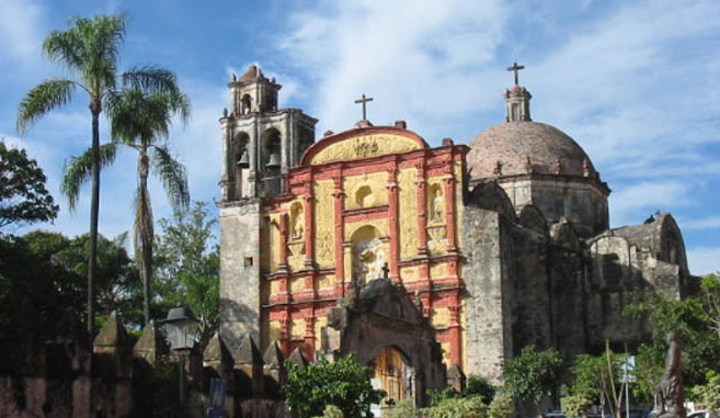 82 Cuernavaca church 2